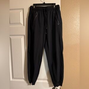 🖤 Blanc Noir Original Getaway Jogger – Black